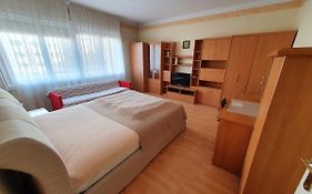 M Apartments - Info Park